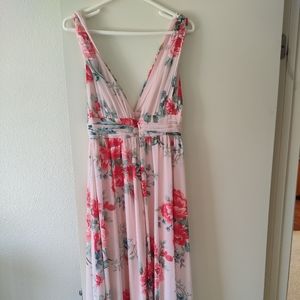 Lulu’s Garden Meandering Blush Floral Print Dress